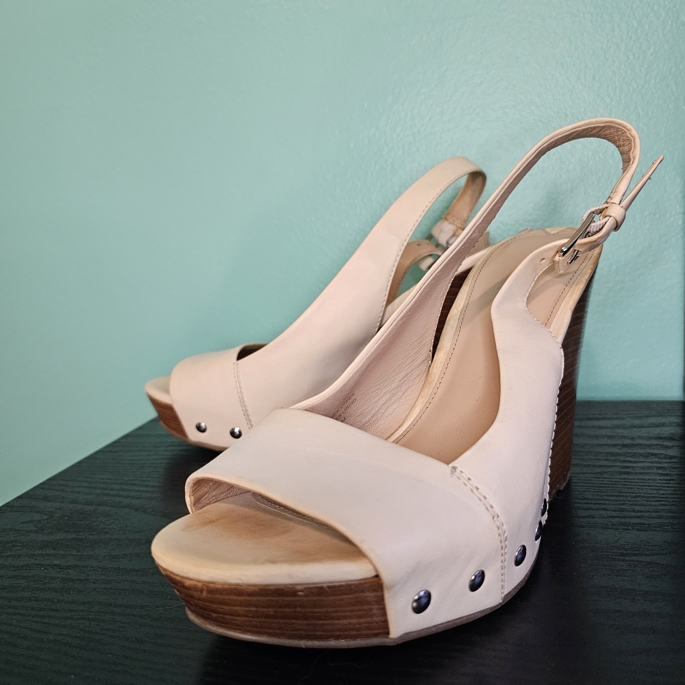Via Spiga Cream Leather Wedge Sandals Women's Size 8M